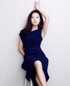 明星黑料女 黑料网网曝门,明星黑料门事件引发网络热议